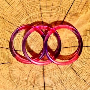 Vintage Translucent Lucite Ombre Bangle Bracelet Trio Purple and Pink